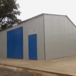 Leichtbauhalle 9x10 m mit robustem Stahlrahmen